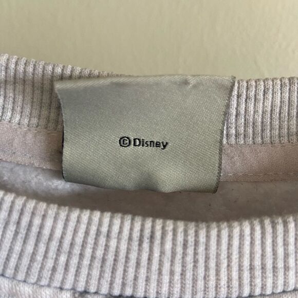 Disney women’s Mickey Mouse Walt Disney graphic sweatshirt, size S - Picture 9 of 9